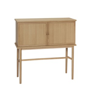 Consola DASH, Roble / Chapa Roble Natural - Hübsch. Los exclusivos muebles de diseño escandinavo de Hübsch en Vackart, tu tienda de diseño online.