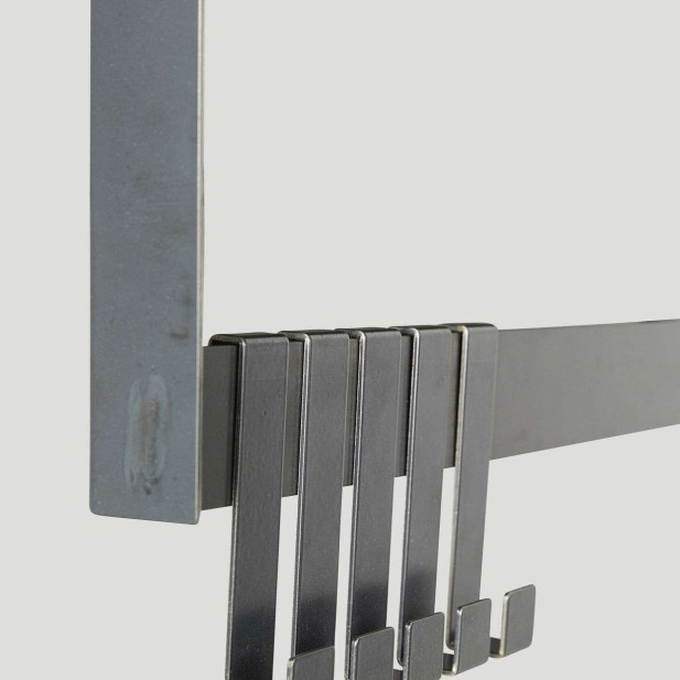 Estantería FARI 5 Ganchos, Metal Negro - House Doctor. Vackart