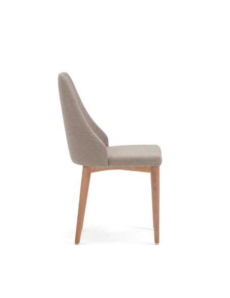 Silla Rosie chenilla marrón/patas fresno natural - Kave Home