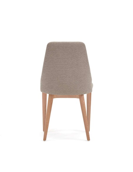 Silla Rosie chenilla marrón/patas fresno natural - Kave Home