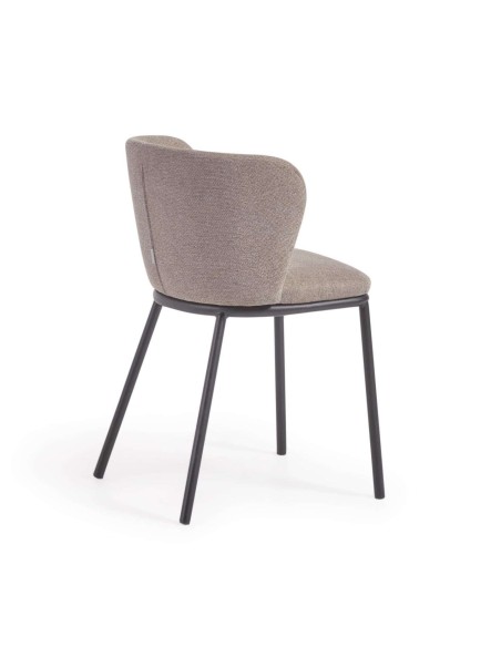 Silla Ciselia chenilla marrón claro/acero negro - Kave Home