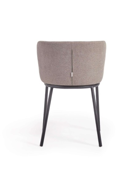 Silla Ciselia chenilla marrón claro/acero negro - Kave Home