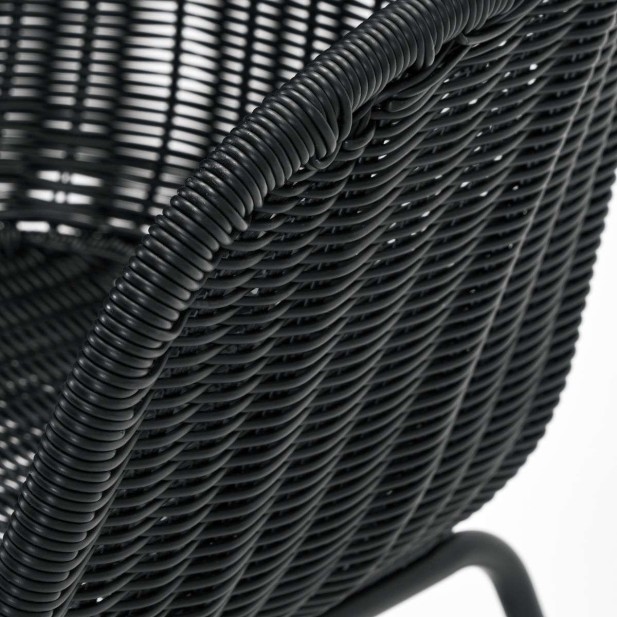 Silla con Brazos HAPUR, Ratán Sintético / Metal Negro - House Doctor. Vackart