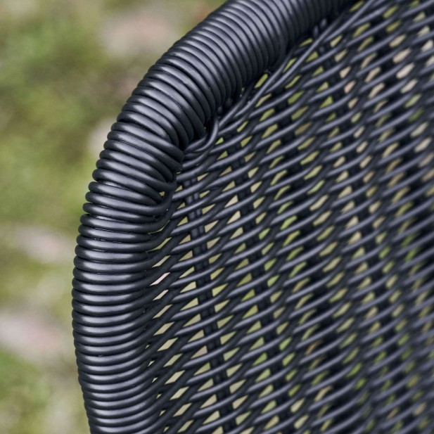 Silla de comedor HAPUR, Ratán Sintético / Metal Negro - House Doctor. Vackart