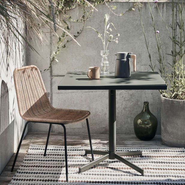 Mesa HELO 80x80 cm de Comedor, Metal Verde - House Doctor. Vackart