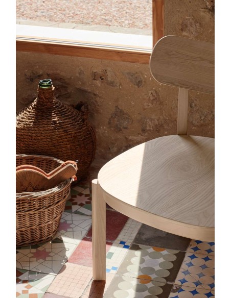 Butaca Baja NARA, Fresno Natural - Teulat. Vackart