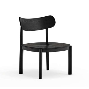 Butaca Baja NARA, Fresno Negro - Teulat. Las más exclusivas sillas de diseño nórdico, solo en Vackart tu tienda de diseño online.