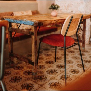 Silla BAYTON, Metal Negro / Ratán / Textil Terracota. Vackart 2