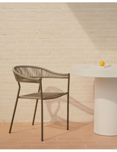 Mesa redonda Aiguablava Ø120cm cemento blanco - Kave Home J0100043PR05