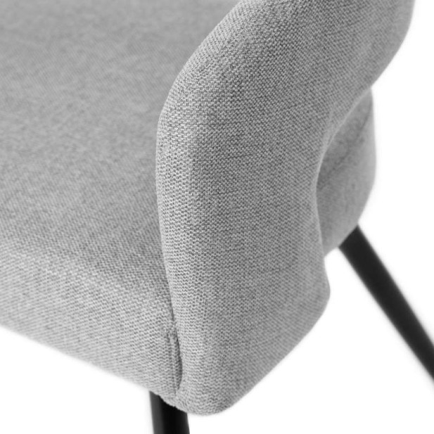 Silla KOMFO con Brazos, Textil Gris Claro / Metal Negro. Vackart