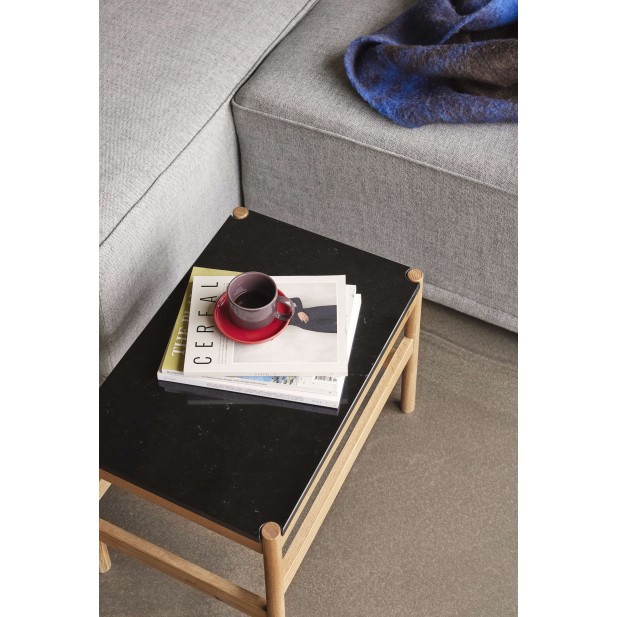 Mesa Auxiliar RAW, Roble Natural / Mármol Negro - Hübsch. Vackart