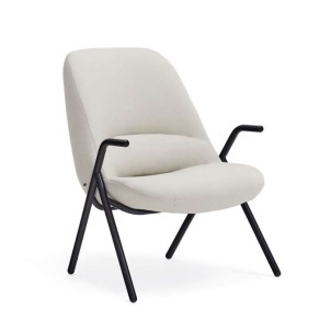 Butaca DINS Pequeña, Textil Reciclado Crema / Metal - Teulat. Las más exclusivas sillas de diseño nórdico, solo en Vackart tu tienda de diseño online.