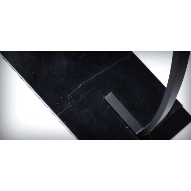 Lámpara de pie Juhe negro - Kave Home