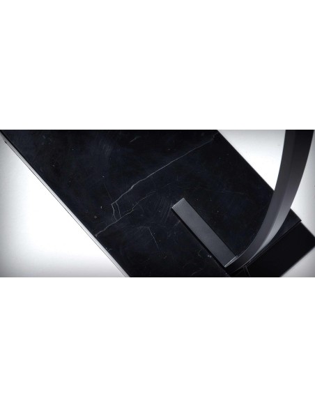 Lámpara de pie Juhe negro - Kave Home