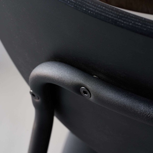 Silla MUST, Madera Negro / Metal / Piel Sintética - House Doctor. Vackart