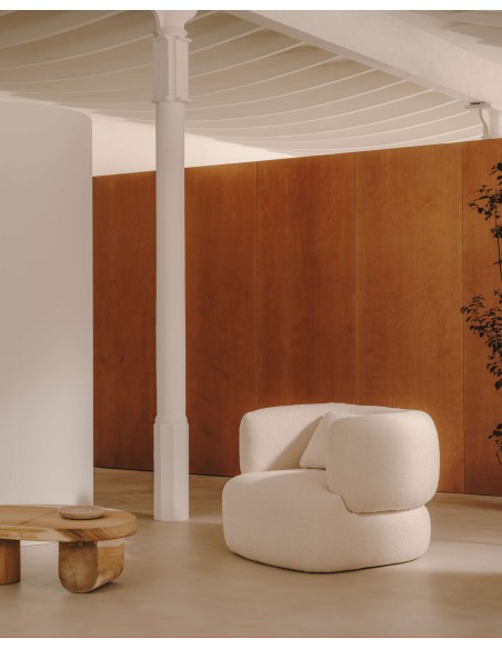 Butaca con cojín Martina de borreguito crudo - Kave Home; S83110HI39