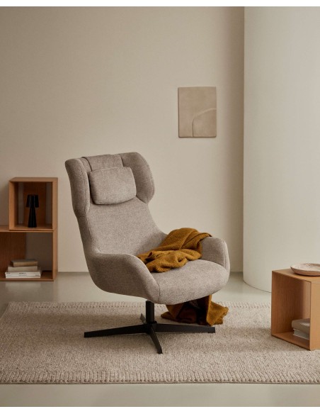 Butaca giratoria Zalina, chenilla marrón, acero Kave Home S0900005BF11