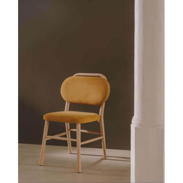 Silla Helda chenilla mostaza, madera roble - Kave Home; C0100010MY81
