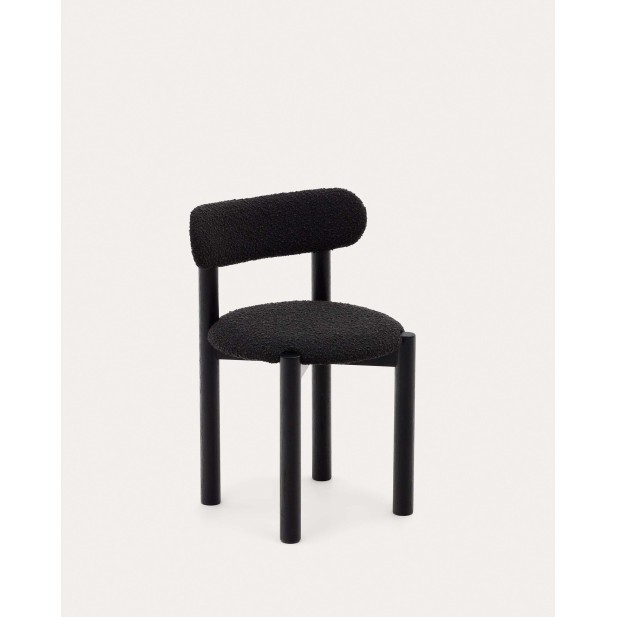 Silla Nebai borreguito negro, roble negro FSC MIX Credit - Kave Home; C0100117TB01