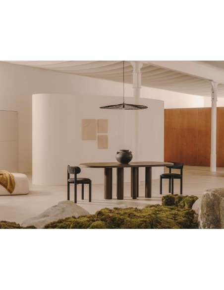 Silla Nebai borreguito negro, roble negro FSC MIX Credit - Kave Home; C0100117TB01