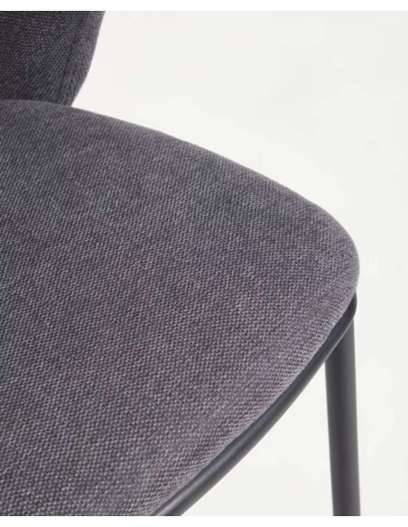 Taburete Ciselia 65 cm chenilla gris oscuro/acero negro - Kave Home