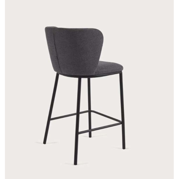 Taburete Ciselia 65 cm chenilla gris oscuro/acero negro - Kave Home