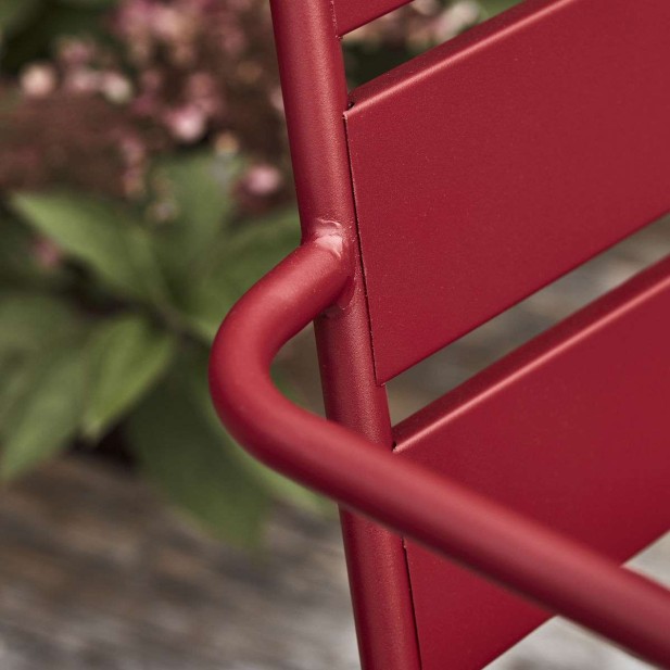 Silla Exterior con Brazos HDHelo, Metal Rojo - House Doctor. Vackart
