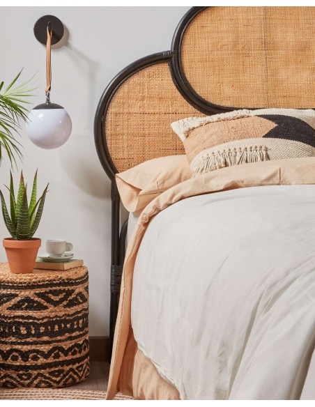 Cabecero Lalita de ratán con acabado negro para cama de 160 cm - Kave Home
