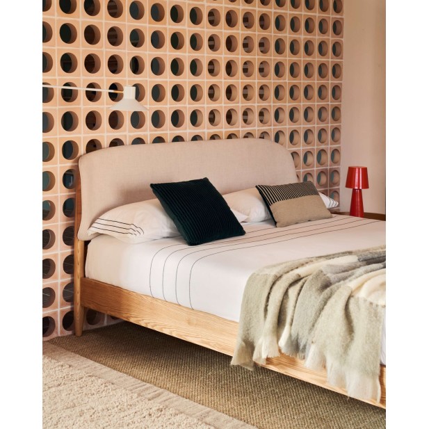 Cama Octavia de madera contrachapada...