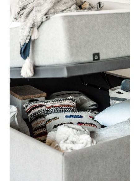 Canapé abatible Matters negro para colchón de 180 x 200 cm - Kave Home