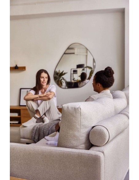 Espejo Anera de metal negro 84 x 108,5 cm - Kave Home