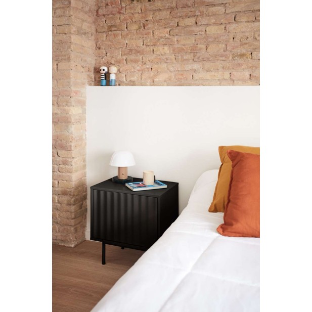 Mesita de Noche SIERRA 48x35 cm, DM Negro / Metal - Teulat. Vackart Mesita de Noche SIERRA 48x35 cm, DM Negro / Metal - Teulat. Vackart