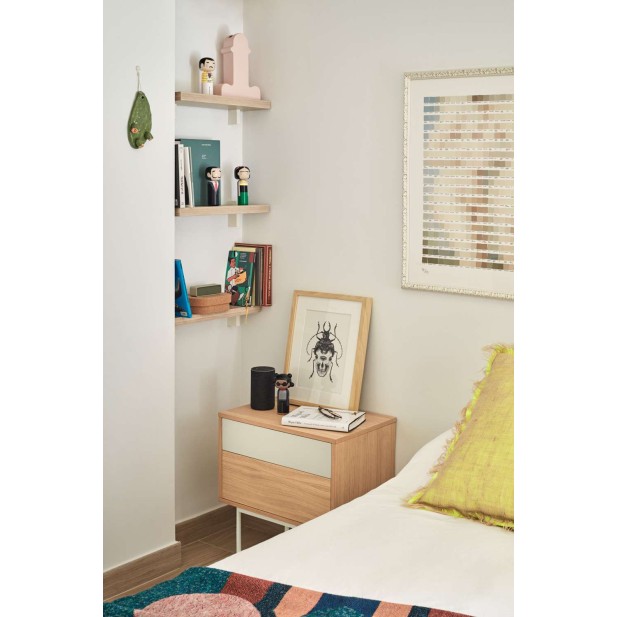 Mesita de Noche YOKO 52x35 cm, Roble / DM Crema - Teulat. Vackart