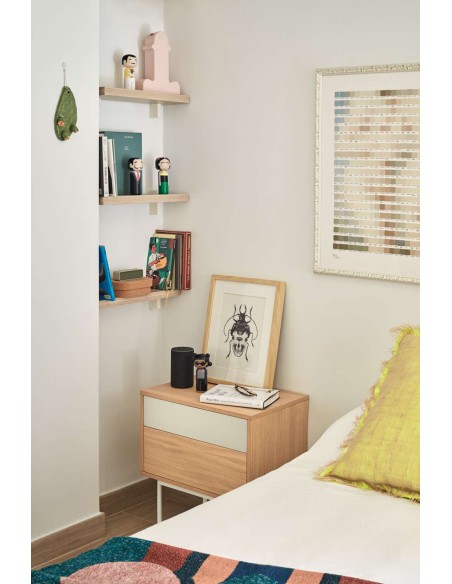 Mesita de Noche YOKO 52x35 cm, Roble / DM Crema - Teulat. Vackart
