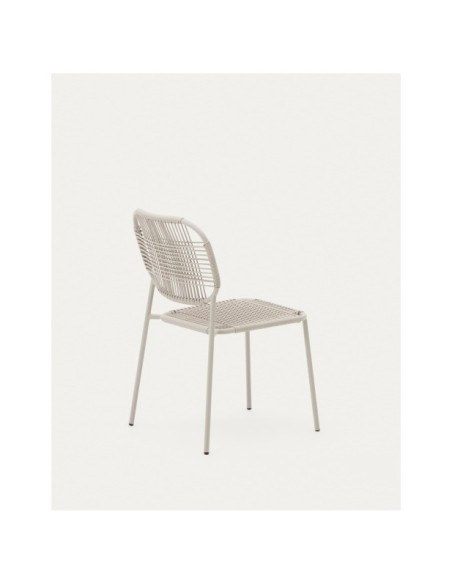 Silla de exterior apilable Talaier de cuerda sintética y acero galvanizado acabado beige - Kave Home