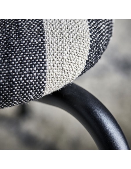 Sillón HDLONGA, Metal / Textil Negro / Blanco Roto - House Doctor