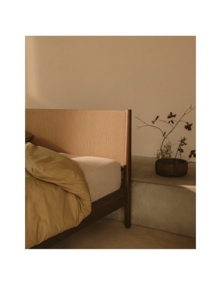 Cama Elan de chapa y madera maciza de nogal con cuerda 180 x 200 cm FSC Mix Credit - Kave Home