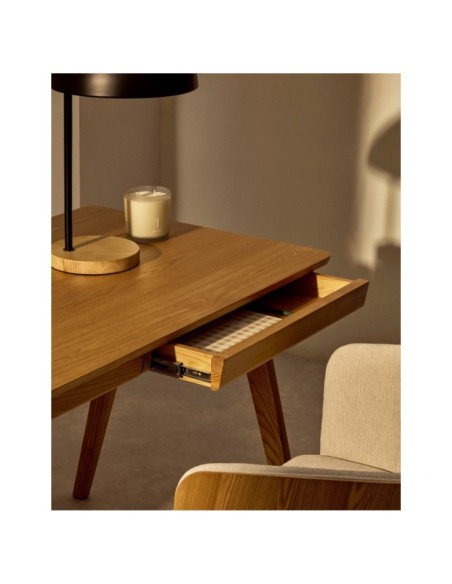 Mesa Julia chapa y madera maciza de fresno 120 x 65 cm - Kave Home