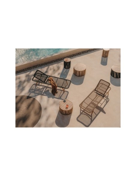 Mesa de centro Dandara de acero, cuerda beige y madera maciza acaciaØ70 cm FSC 100% - Kave Home