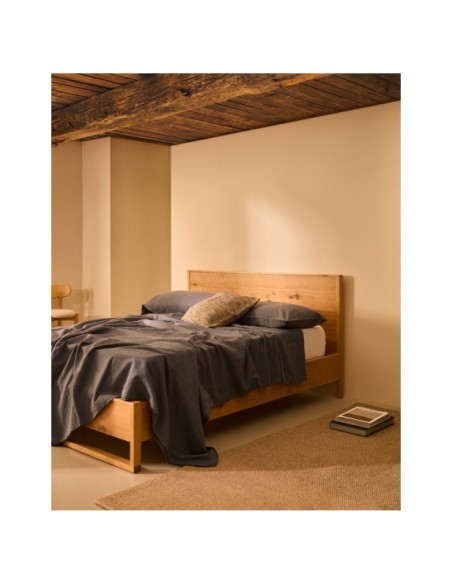 Cama Alguema en chapa de roble con acabado natural para colchón de 160 x 200 cm - Kave Home