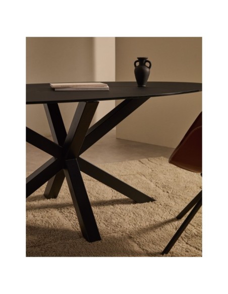 Mesa Argo de cristal negro y patas de acero negro Ø 200 x 100 cm - Kave Home