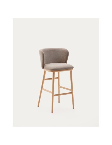 Taburete Ciselia chenilla marrón y madera maciza fresno acabado tono natural FSC Mix Credit 75cm - Kave Home