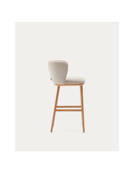 Taburete Ciselia chenilla beige y madera maciza fresno acabado tono natural FSC Mix Credit 65cm - Kave Home