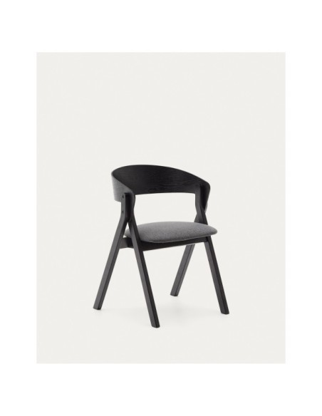 Silla Godia de chapa de fresno y madera maciza de caucho  acabado negro y chenilla gris - Kave Home