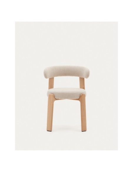 Silla Granite de chenilla beige y madera maciza de fresno con acabado natural FSC 100% - Kave Home