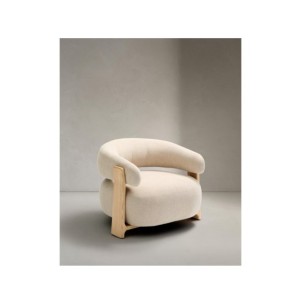 Butaca Granite chenilla beige y patas de madera maciza...