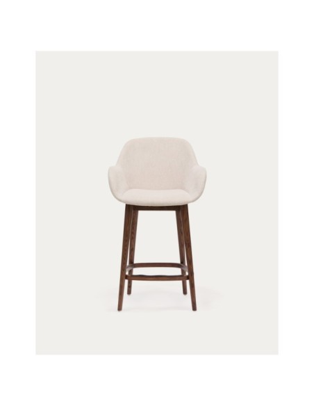 Taburete Konna beige y patas de madera maciza de fresno acabado oscuro 65 cm - Kave Home