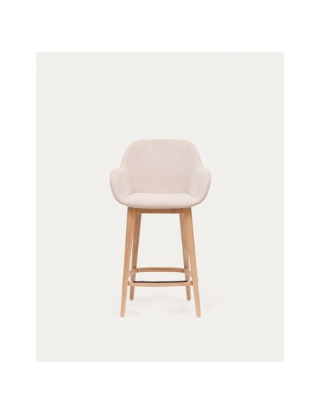 Taburete Konna beige y patas de madera maciza de fresno acabado tono natural 65 cm - Kave Home