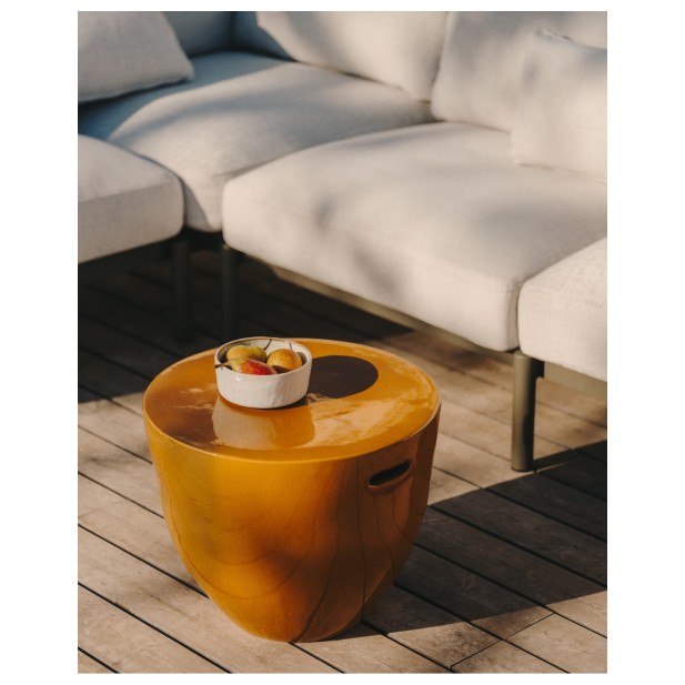 Mesa auxiliar exterior Mesquida de... Mesa auxiliar exterior Mesquida de...