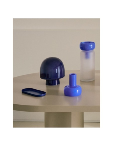 Lámpara de mesa Reig de cristal azul - Kave Home